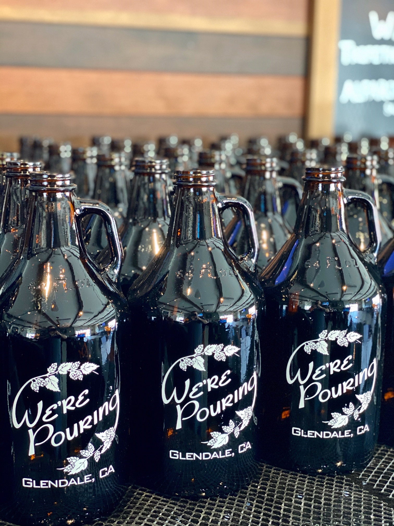 Craft-Beer-Growlers-To-Go-Were-Pouring-Restaurant-Glendale